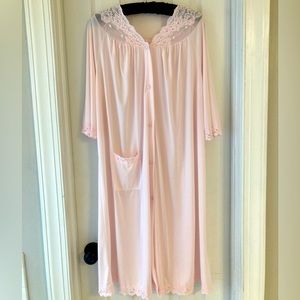 Vintage Shadowline Pink Robe Large
